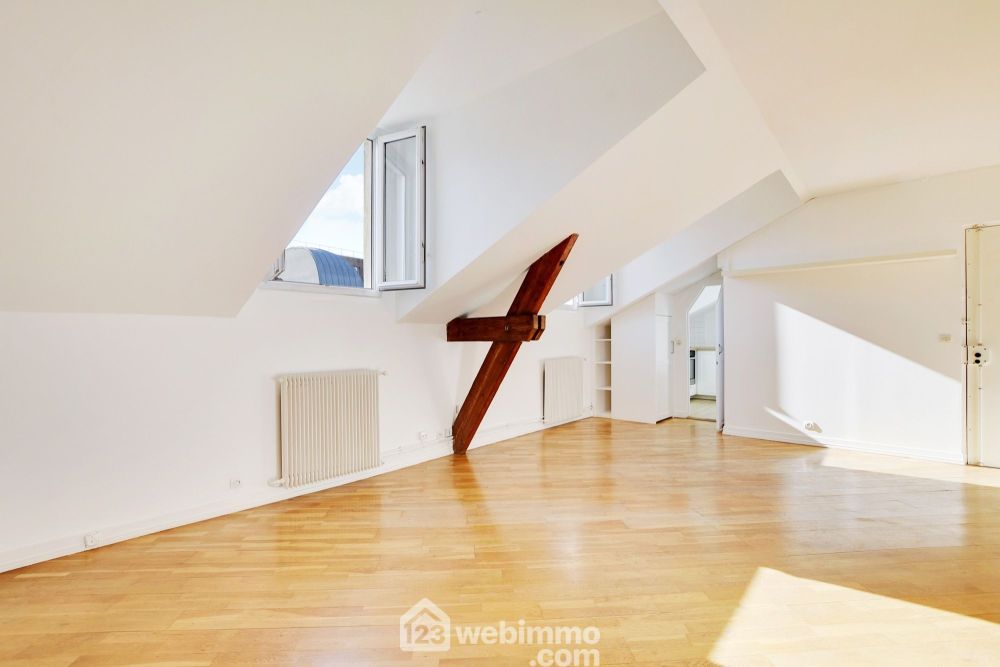 Photo 2 - Suresnes 92150 à Suresnes