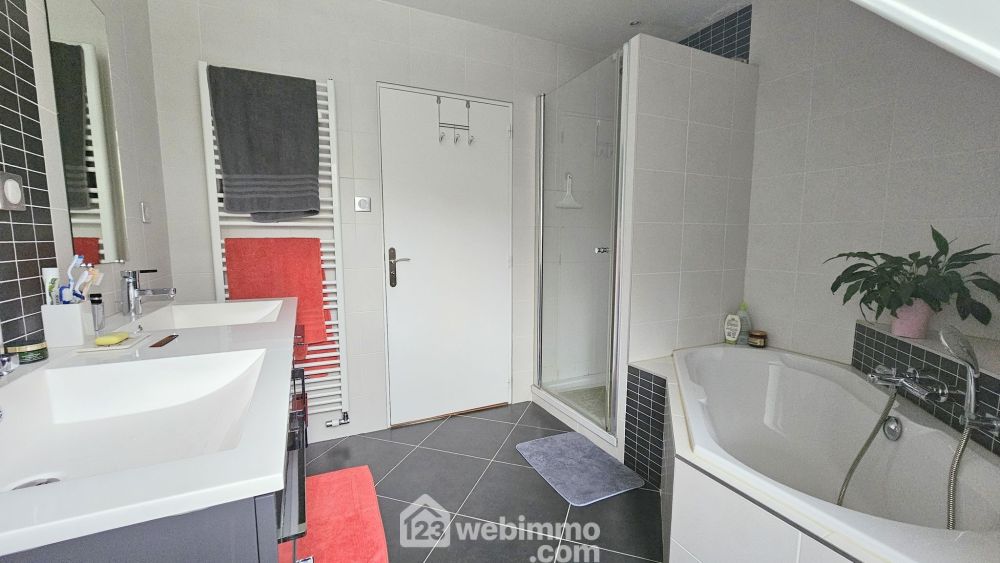 Photo 19 - Saint-Sauveur-sur-École 77930 à Saint-Sauveur-sur-École