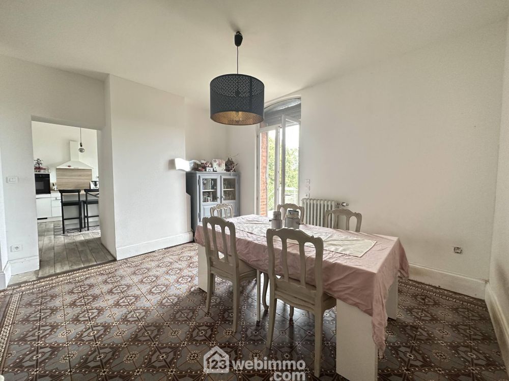 Photo 8 - Laon 02000 à Laon