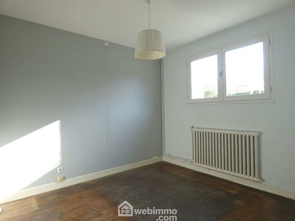 Photo 12 - Saint-Loup-Lamairé 79600 à Saint-Loup-Lamairé