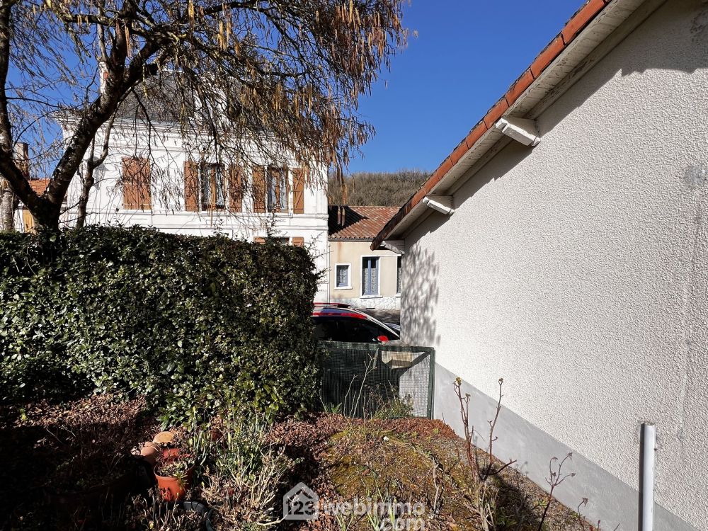 Photo 29 - Saint-Loup-Lamairé 79600 à Saint-Loup-Lamairé