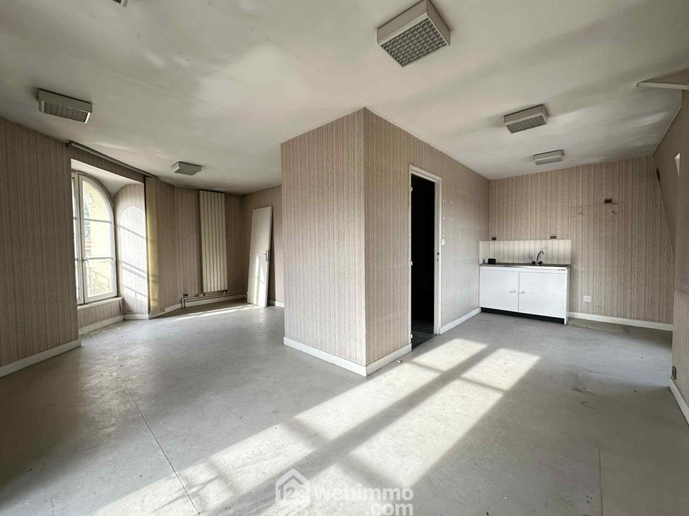 Photo 12 - Laon 02000 à Laon