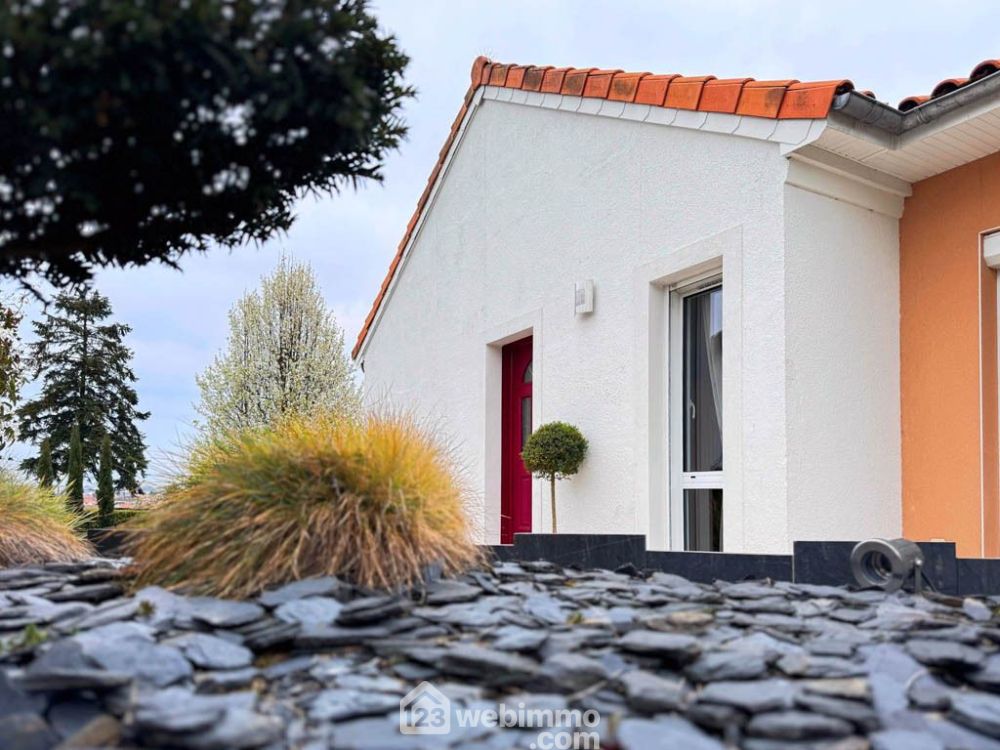 Photo 1 - Cholet 49300 à Cholet