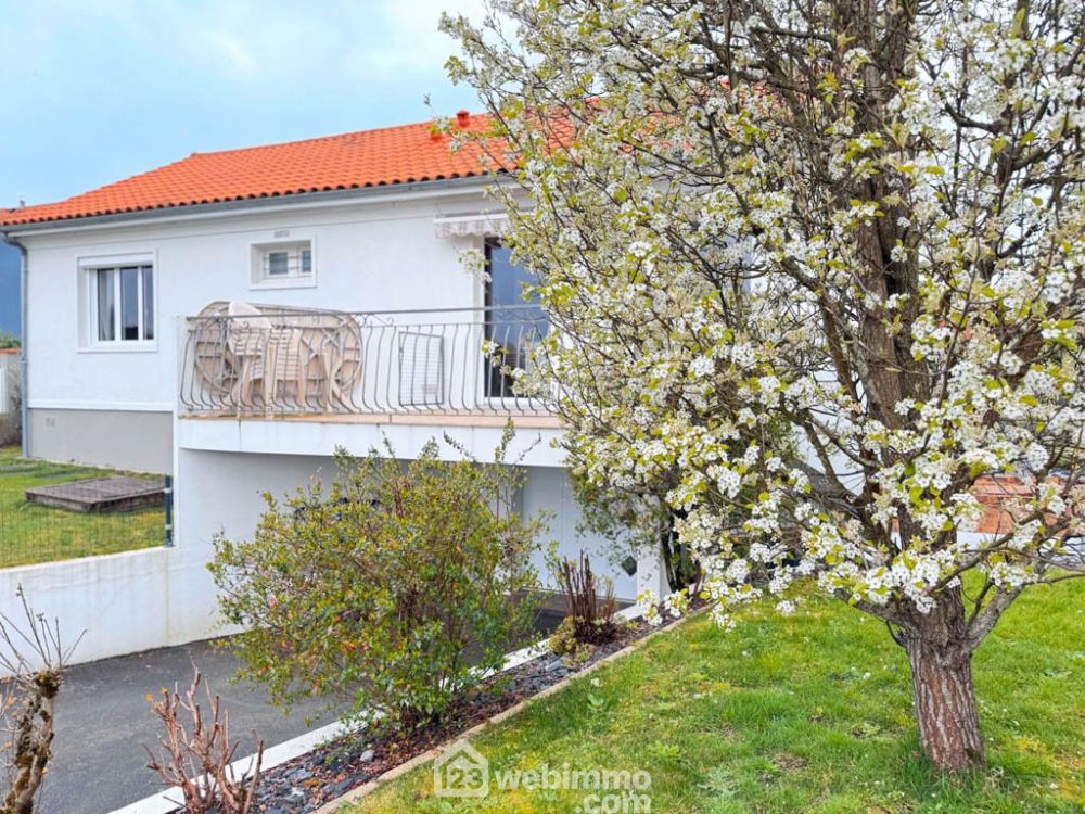 Photo 15 - Cholet 49300 à Cholet