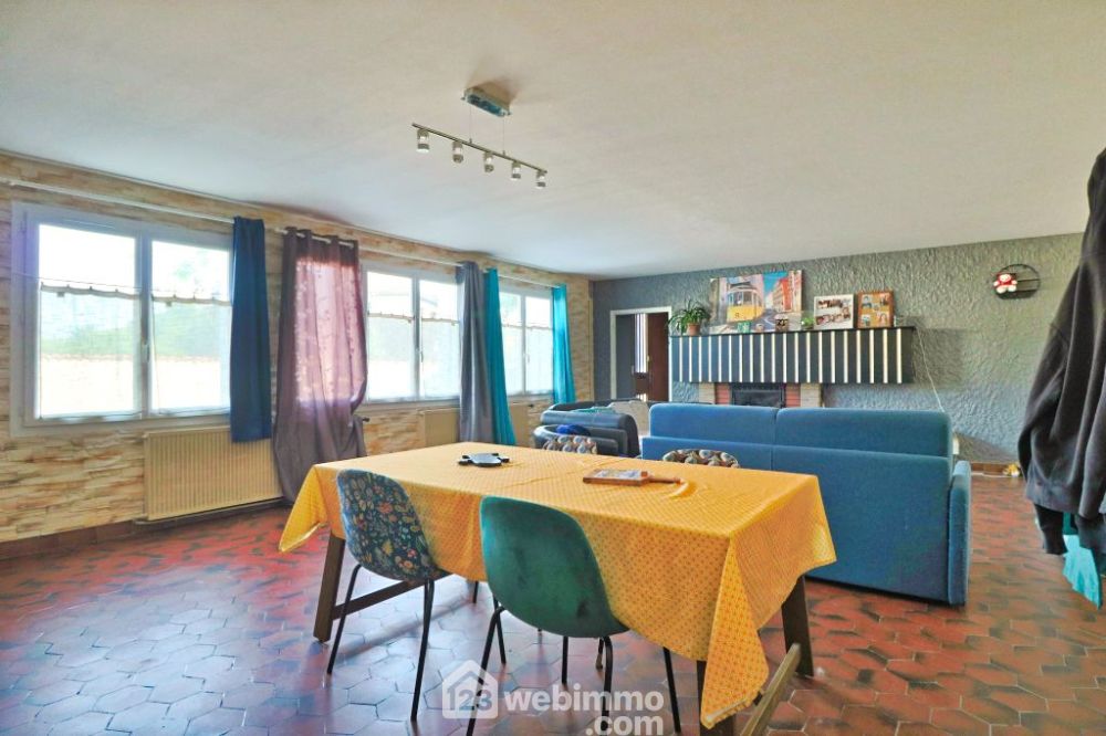 Photo 9 - Civray 86400 à Civray