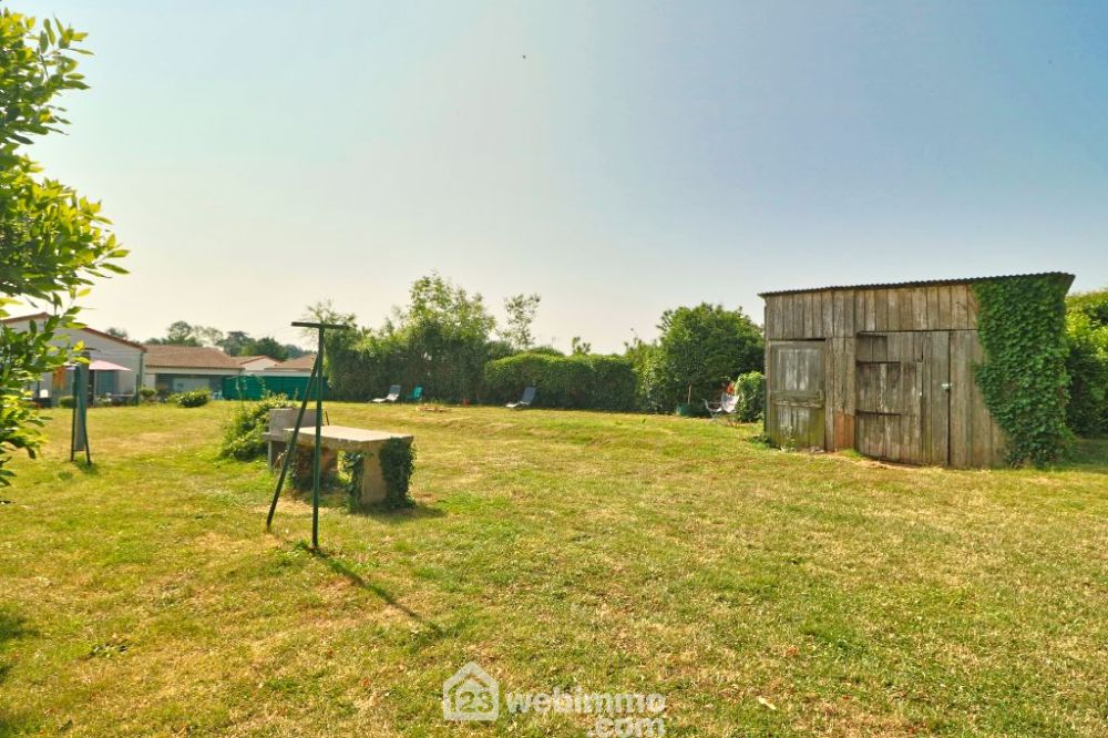 Photo 29 - Civray 86400 à Civray