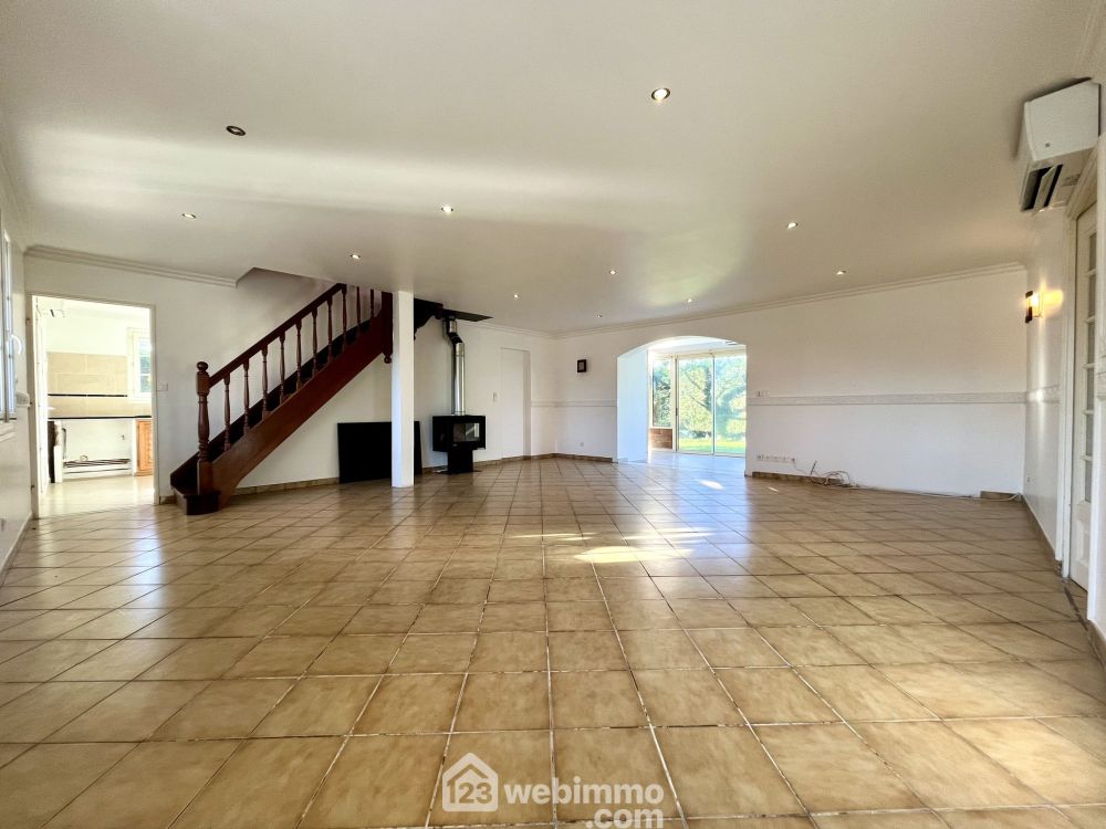 Photo 8 - Saint-Laurent-Médoc 33112 à Saint-Laurent-Médoc