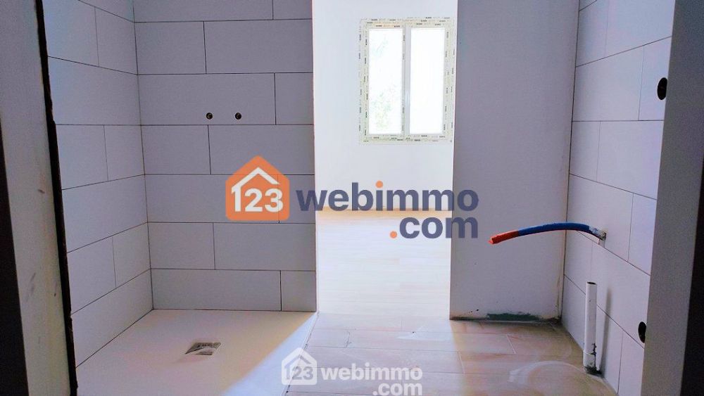 Photo 7 - Lambesc 13410 à Lambesc