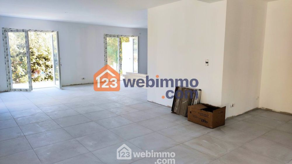 Photo 5 - Lambesc 13410 à Lambesc