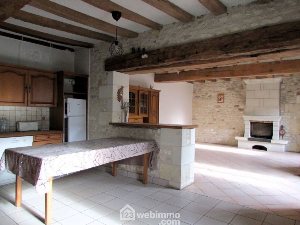 Photo 5 - Luzé 37120 à Luzé