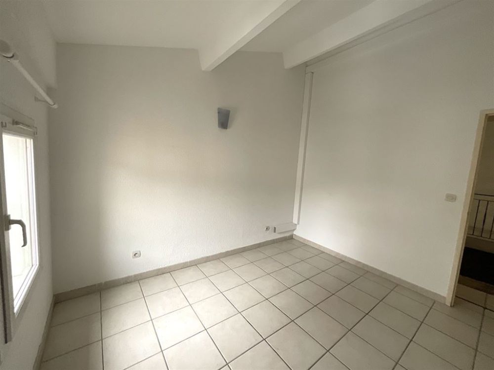 Photo 5 - Comps 30300 à Comps