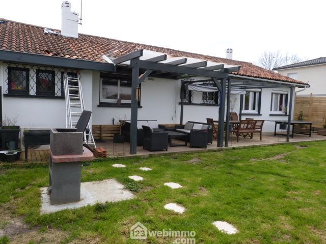 Photo 16 - Saint-Médard-en-Jalles 33160 à Saint-Médard-en-Jalles