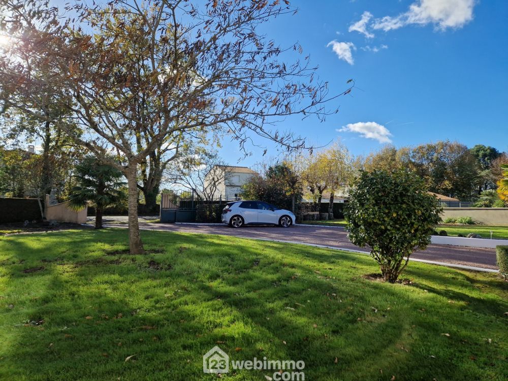 Photo 2 - La Roche-sur-Yon 85000 à La Roche-sur-Yon