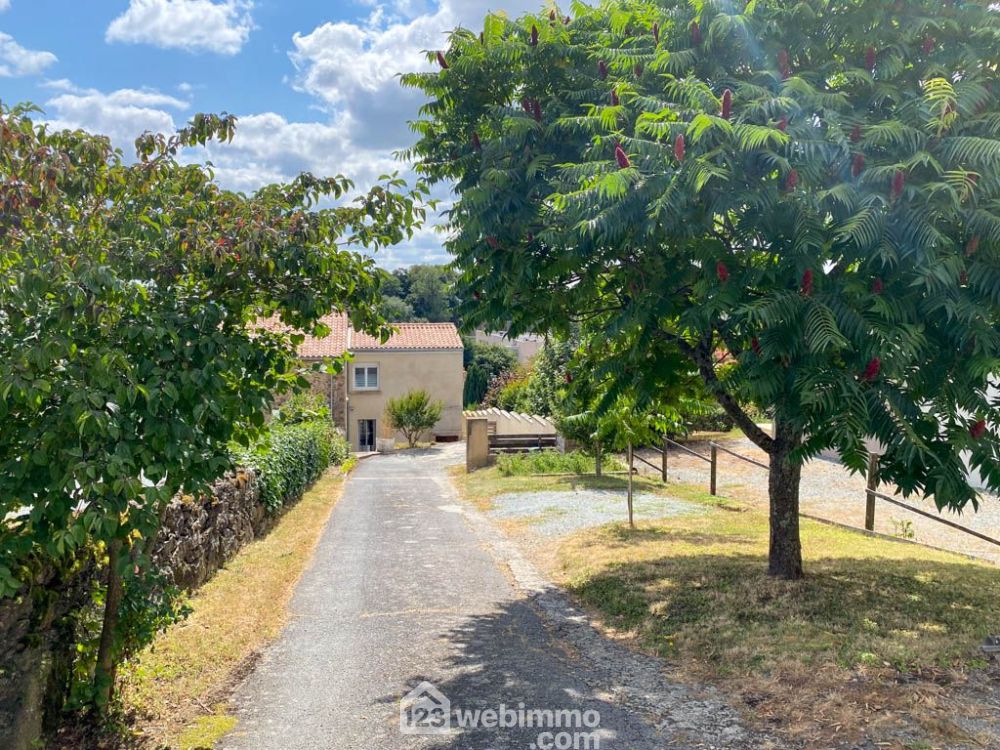 Photo 20 - Pouzauges 85700 à Pouzauges