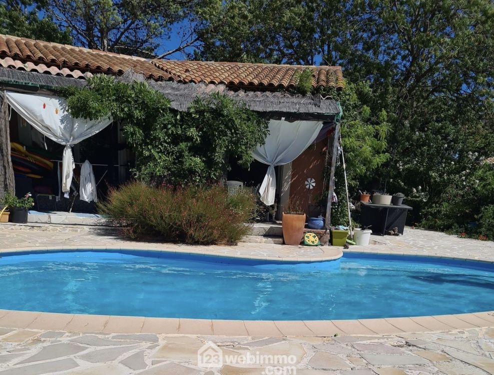 Photo 1 - Le Luc 83340 à Le Luc