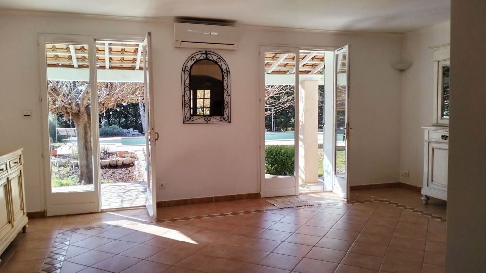 Photo 5 - Le Luc 83340 à Le Luc