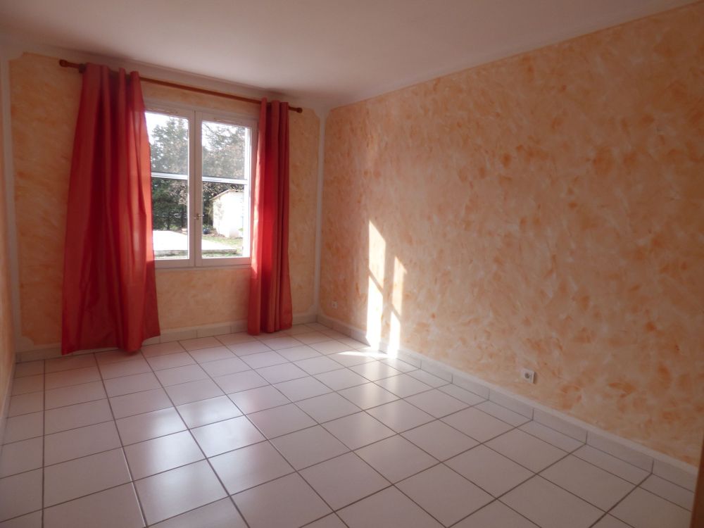 Photo 4 - Le Luc 83340 à Le Luc