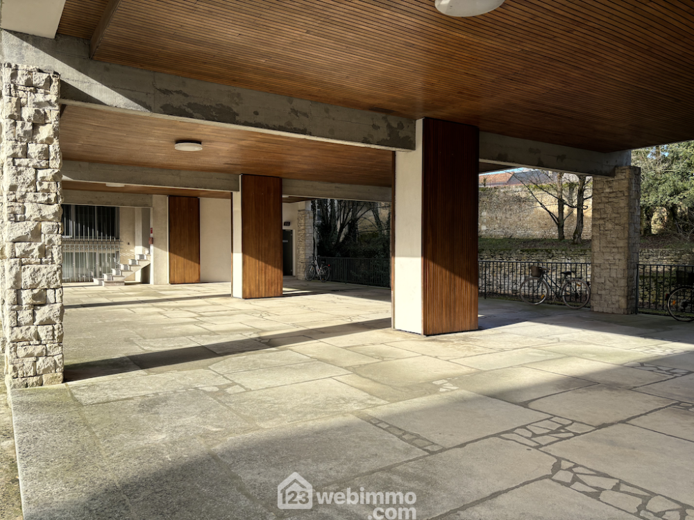 Photo 3 - Poitiers 86000 à Poitiers