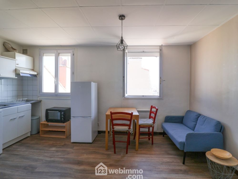 Photo 2 - Marseille 13008 à Marseille