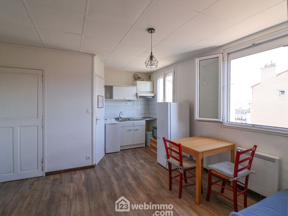 Photo 4 - Marseille 13008 à Marseille