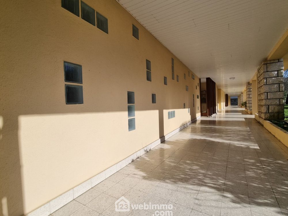 Photo 2 - Poitiers 86000 à Poitiers