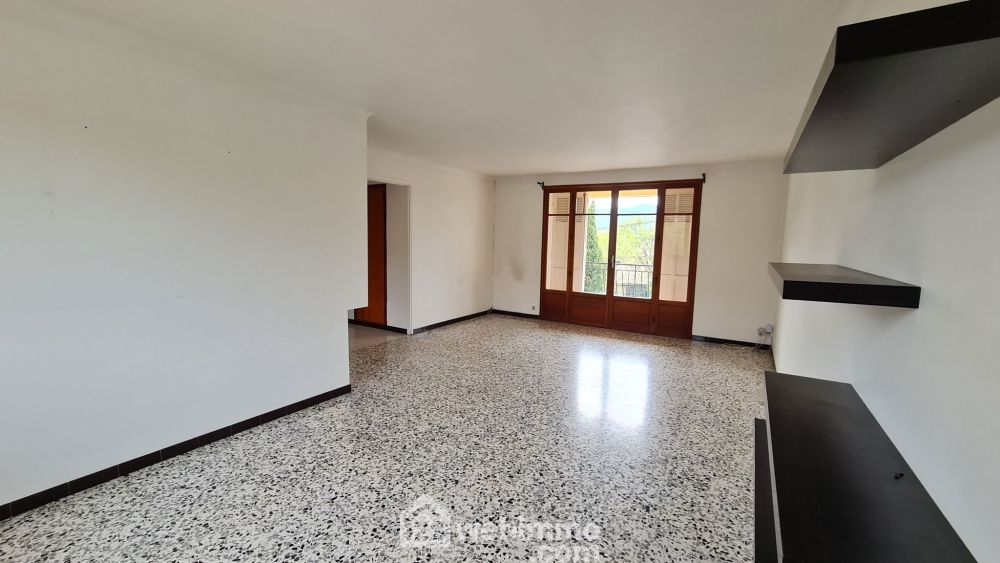 Photo 2 - Pignans 83790 à Pignans