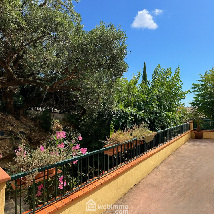 Photo 5 - Saint-Raphaël 83700 à Saint-Raphaël