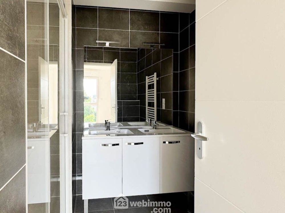 Photo 9 - Cholet 49300 à Cholet