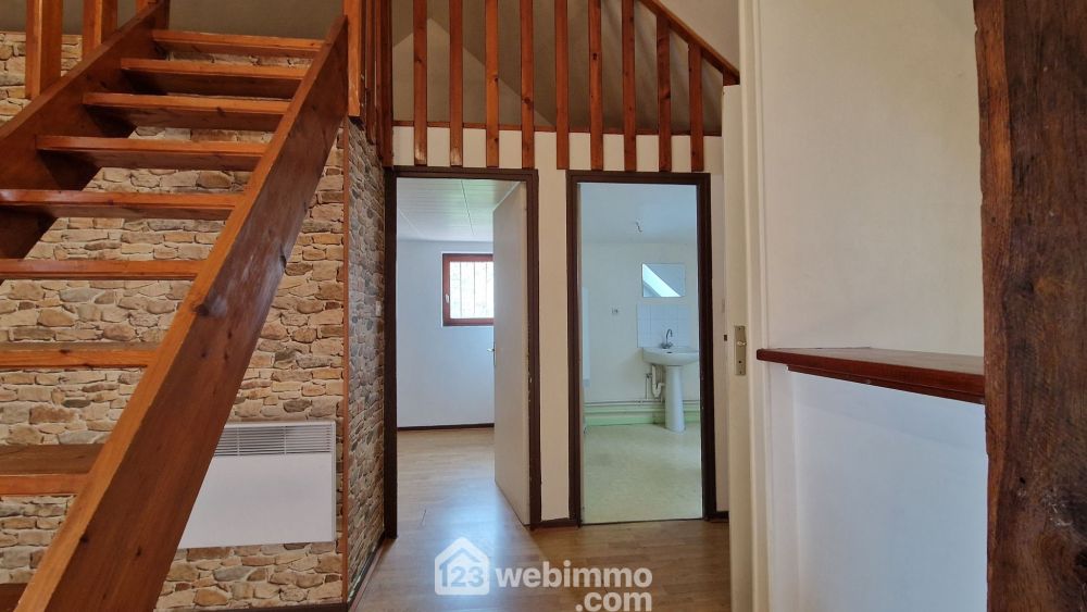 Photo 10 - Laon 02000 à Laon