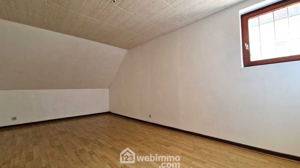 Photo 12 - Laon 02000 à Laon