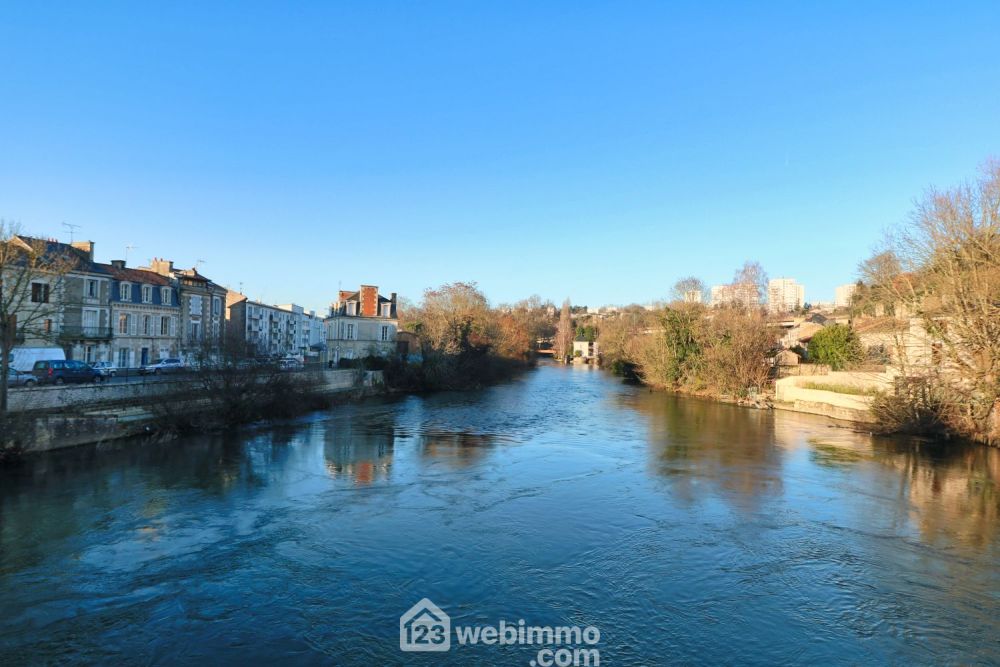 Photo 4 - Poitiers 86000 à Poitiers