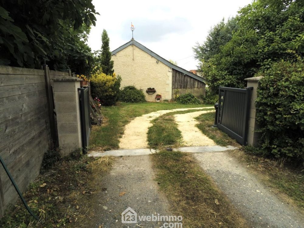 Photo 2 - Saires 86420 à Saires