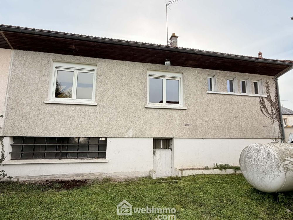 Photo 18 - Sissonne 02150 à Sissonne