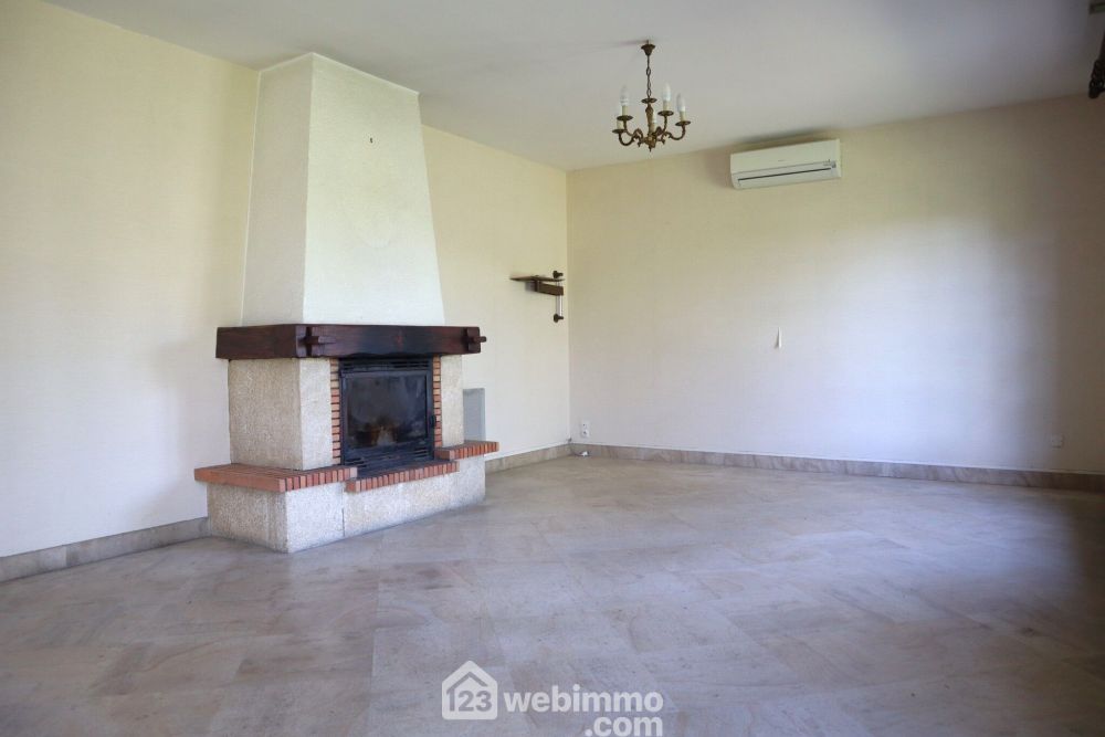 Photo 6 - Bonnes 86300 à Bonnes