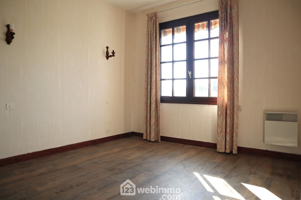 Photo 16 - Bonnes 86300 à Bonnes