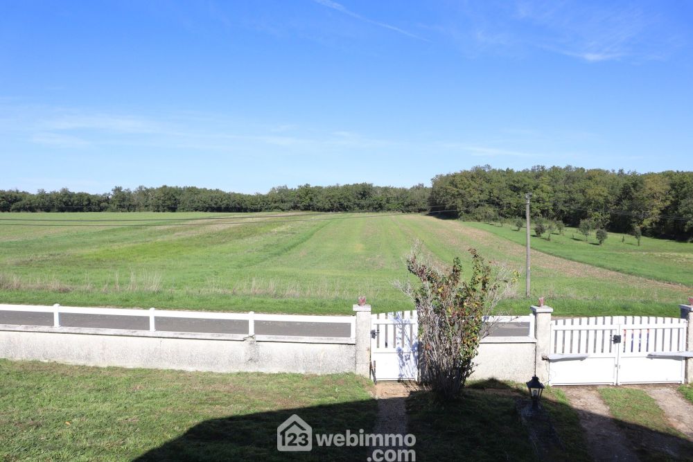 Photo 18 - Bonnes 86300 à Bonnes