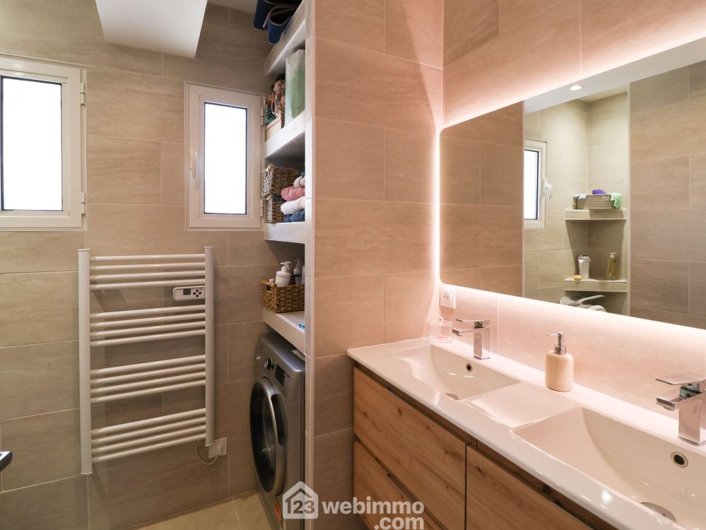 Photo 19 - Marseille 13009 à Marseille