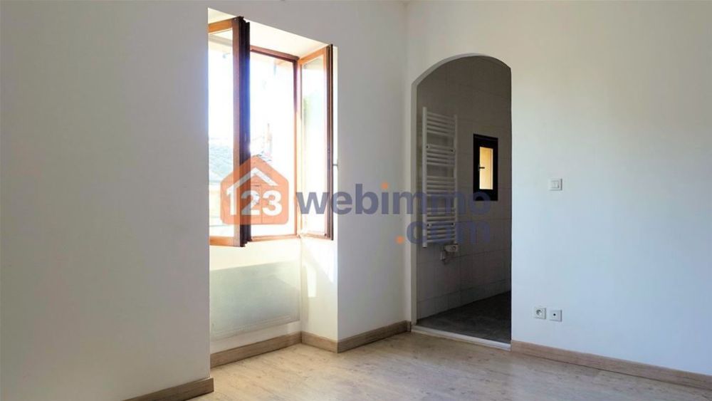 Photo 8 - Pélissanne 13330 à Pélissanne