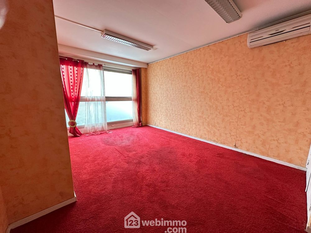 Photo 7 - Laon 02000 à Laon