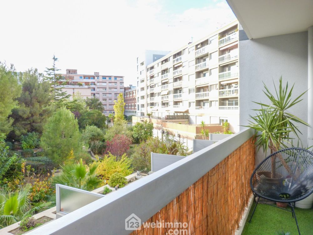 Photo 6 - Marseille 13008 à Marseille