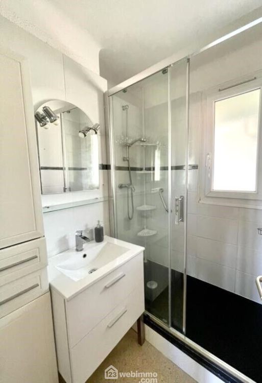 Photo 6 - Le Luc 83340 à Le Luc