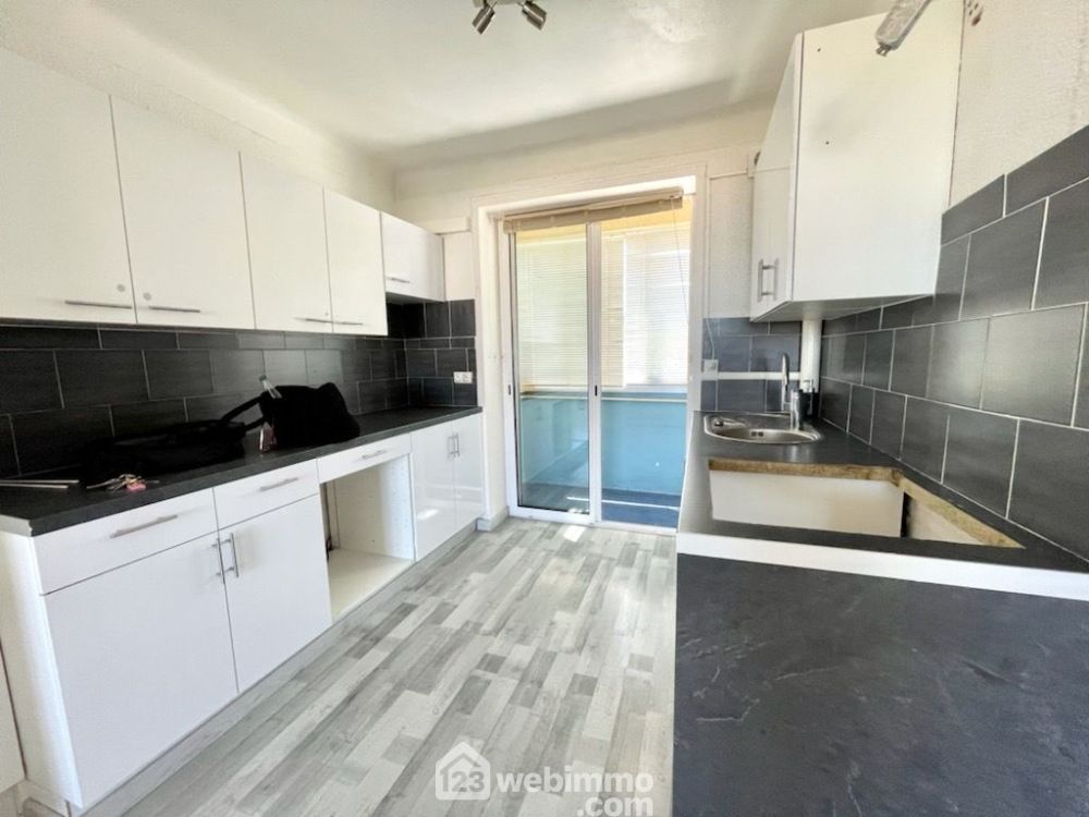 Photo 4 - Le Luc 83340 à Le Luc