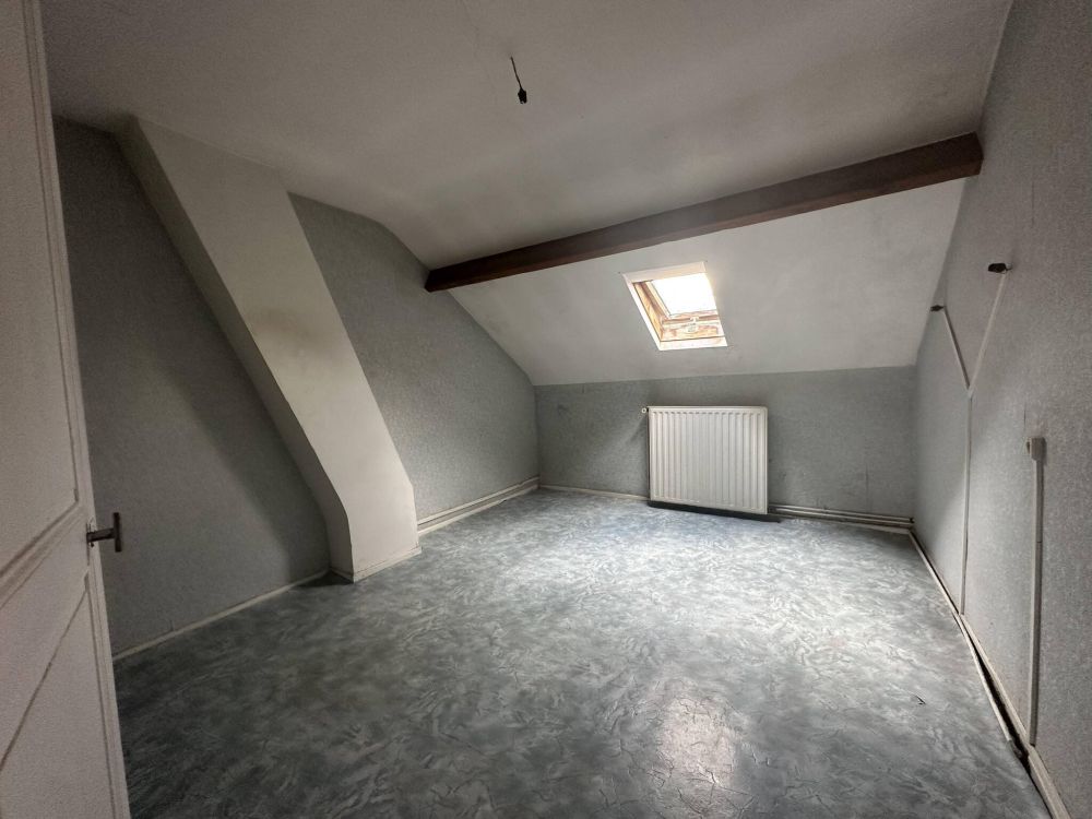 Photo 14 - Laon 02000 à Laon