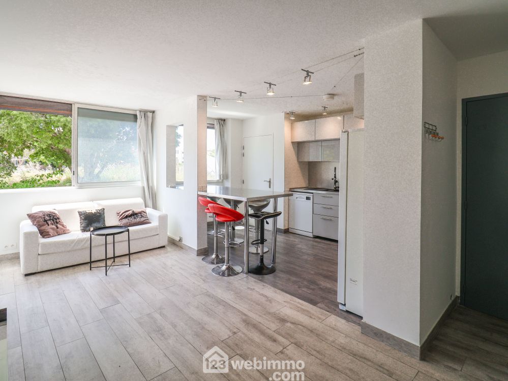 Photo 4 - Marseille 13008 à Marseille