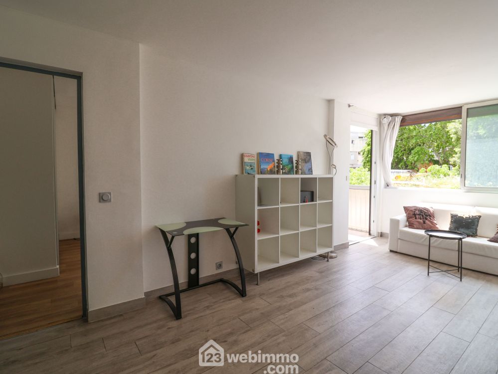 Photo 10 - Marseille 13008 à Marseille