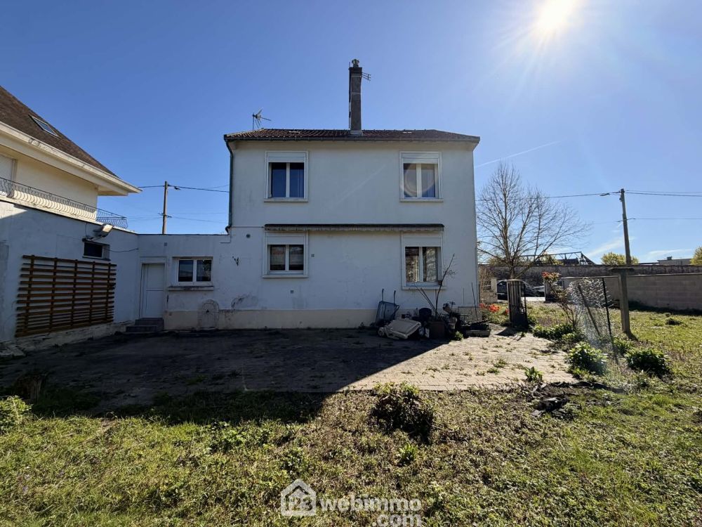 Photo 30 - Laon 02000 à Laon