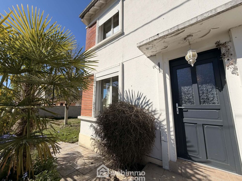 Photo 3 - Laon 02000 à Laon