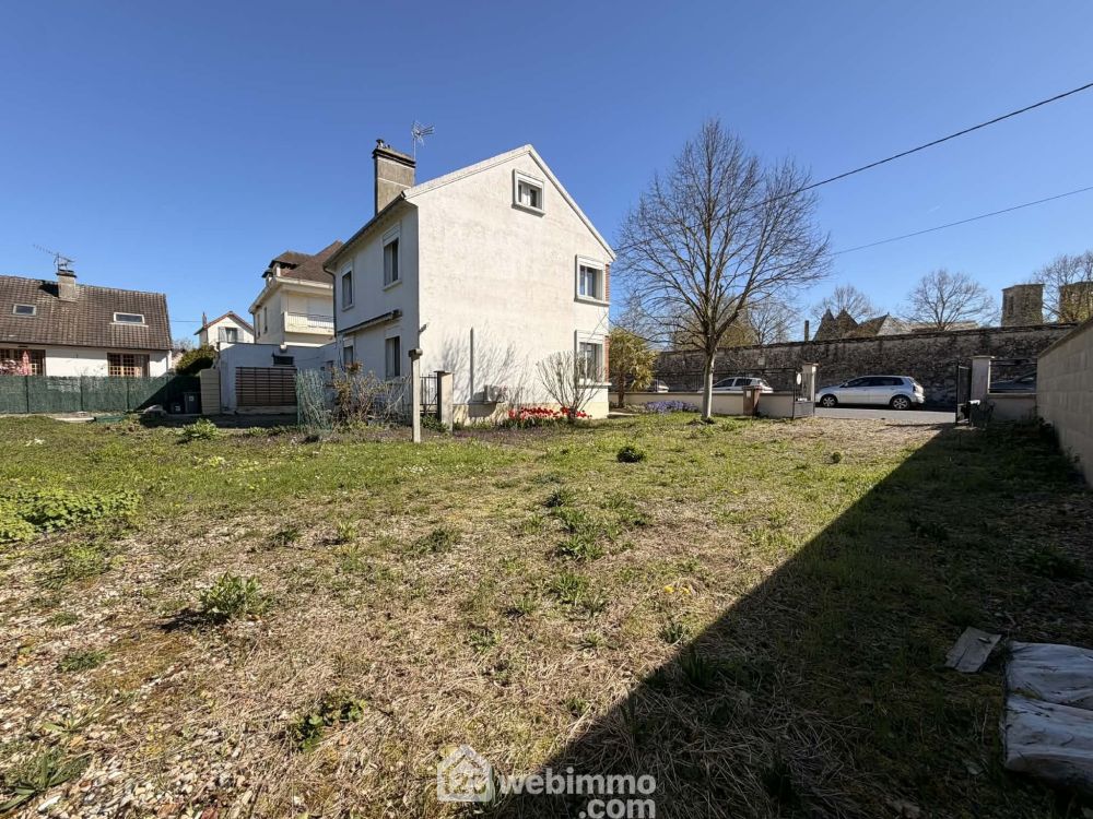 Photo 2 - Laon 02000 à Laon