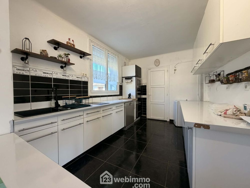 Photo 11 - Laon 02000 à Laon