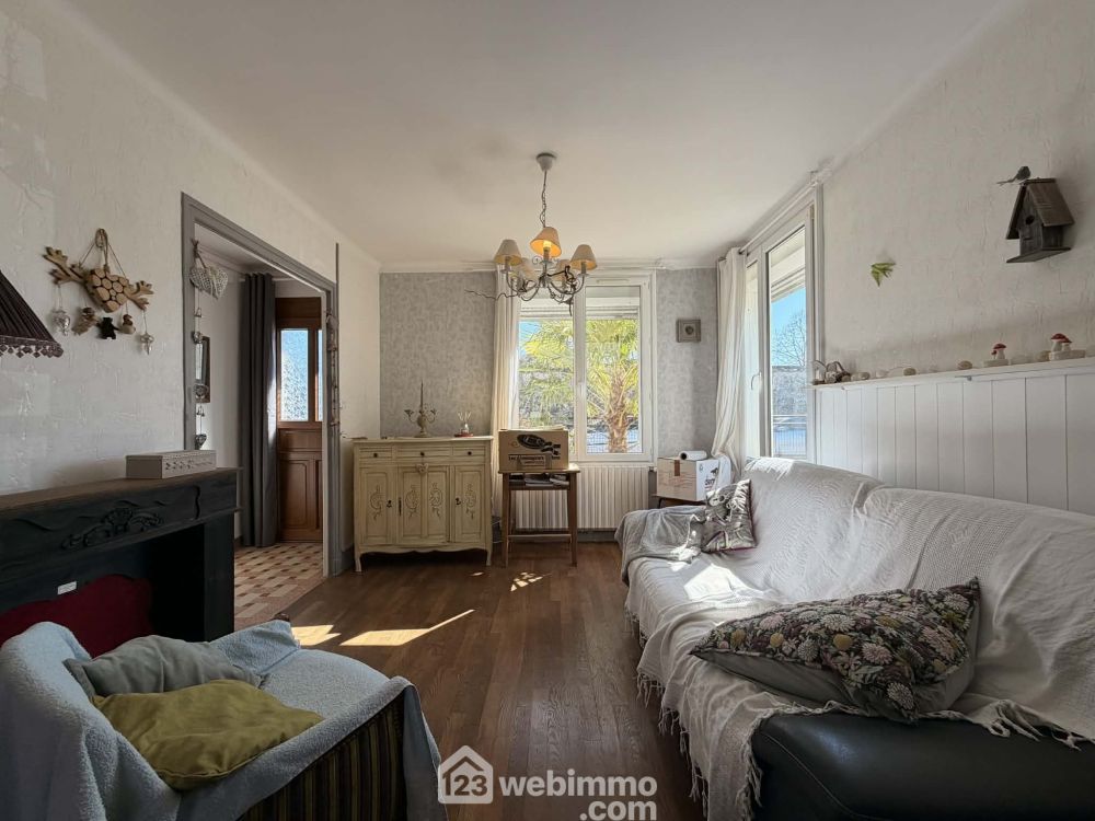 Photo 6 - Laon 02000 à Laon